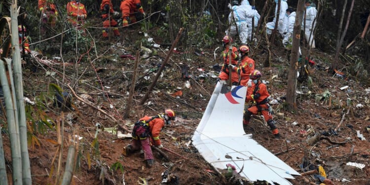New data on 2022 China plane crash suggests cockpit struggle and fuel cut