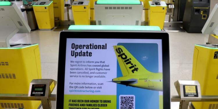 Spirit Airlines transfers leftover planes to Arizona as it shutters operations