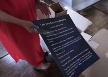 Texas AG demands proof that school districts display Ten Commandments