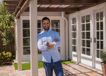 Tech entrepreneur bets Silicon Valley wants a Democratic congressman who sounds like Bill Clinton