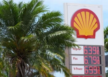 Wholesale prices rise at highest annual pace since late 2022