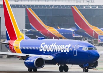 NTSB urges airlines to train their pilots to deal with smoke in the cockpit
