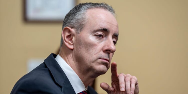 House Democrats narrowly lose vote to end Iran war as GOP support ticks up