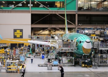 Trump says China agreed to buy 200 Boeing planes and signaled interest in as many as 750