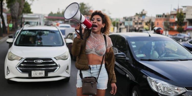 Strippers, massage parlor workers striking in Montreal ahead of Canadian Grand Prix