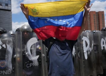 Students protest in Venezuela after deaths of political prisoner and his mother