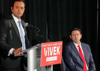 Vance takes his fight against fraud to red Ohio, muddying waters for GOP’s Vivek Ramaswamy