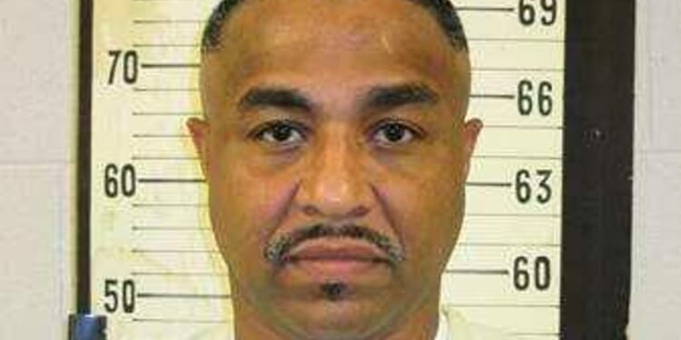 Tennessee halts execution after officials can’t find inmate’s vein