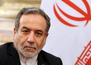 Pakistani mediators step up efforts to close U.S.-Iran deal