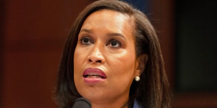 Bowser orders renewed D.C. curfew, allows police to impose juvenile curfew zones