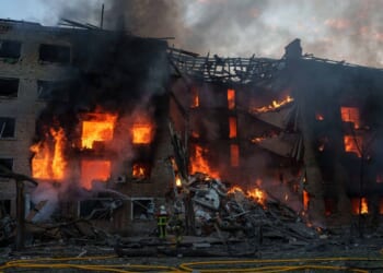 Russia uses hypersonic Oreshnik missile in mass attack on Kyiv