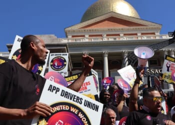 Massachusetts Uber, Lyft drivers certify first statewide ride-hailing union amid automation fears