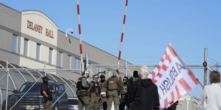 Protesters clash with ICE agents at N.J. detention center