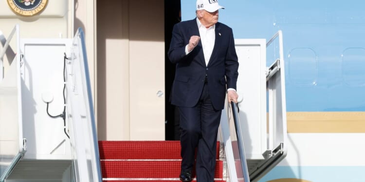 Trump nixes plans for Cabinet meeting at Camp David