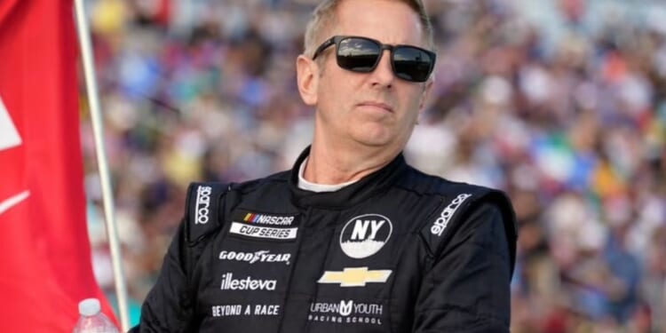 Greg Biffle looks out at Daytona International Speedway crowd on February 20, 2022.