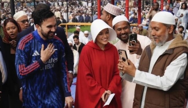 Did Anybody Notice the Crowd of Muslims AOC Spoke to on Eid? – HotAir