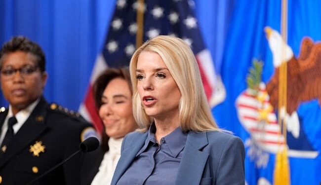 Former AG Pam Bondi Diagnosed With Thyroid Cancer – PJ Media