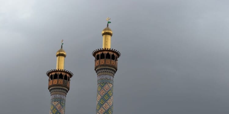 Iran executes man accused of spying for U.S.-Israeli side in war