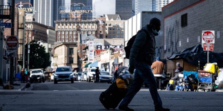 Skid Row Residents Criticize Karen Bass's Reelection Bid