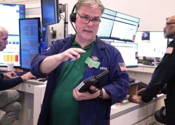 Wall Street falls from its records as AI stocks slump and oil prices rise