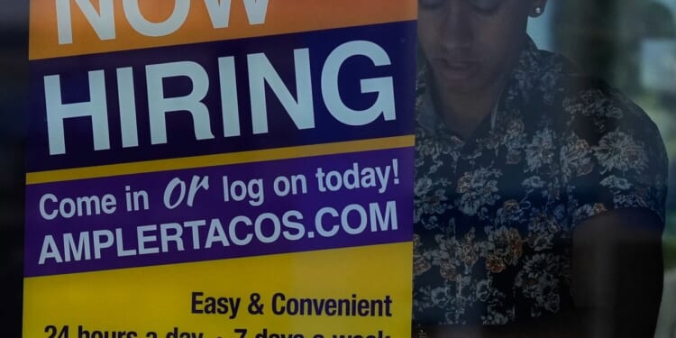 Private sector added 122K jobs in May, exceeding expectations