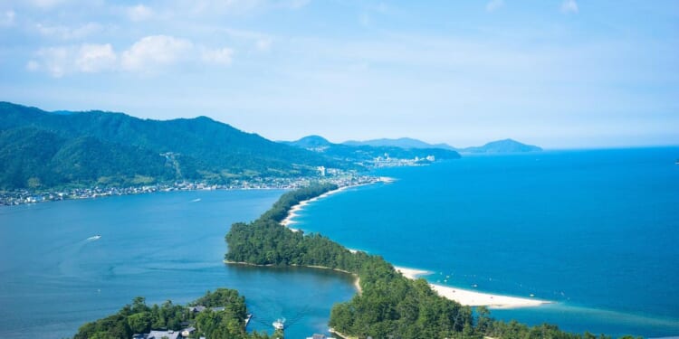 Search for Auburn student missing in Japan enters second week as volunteers join hunt