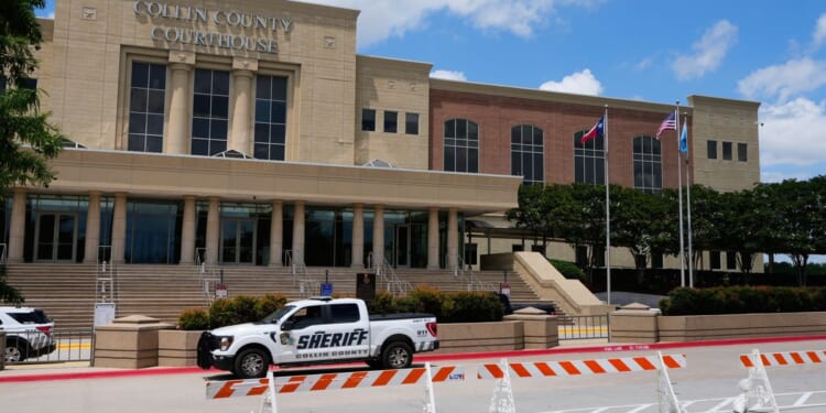 Testimony ends after 4 days, closing arguments set in trial of fatal Texas track meet stabbing