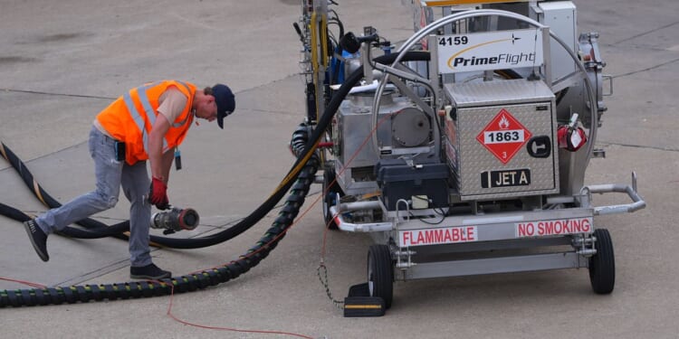 U.S. carriers spent $6.5B on fuel in April; global profit forecast is cut nearly in half