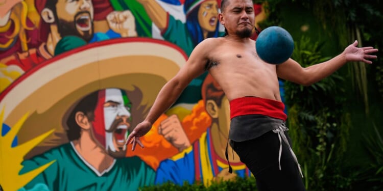 Celebrations clash with social tensions in Mexico on the eve of the World Cup
