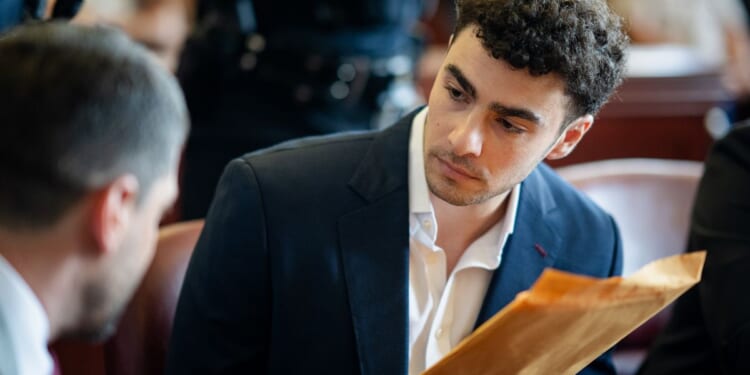Luigi Mangione will use psychiatric defense in murder case in UnitedHealthcare CEO’s killing