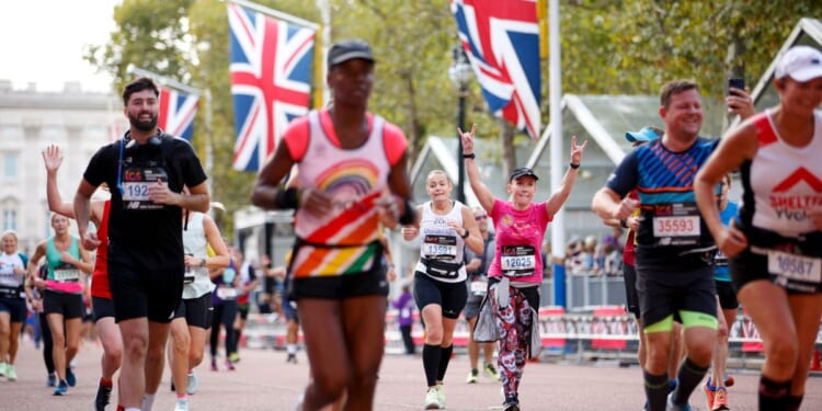 London Marathon to be split over 2 days next year and 100,000 runners expected