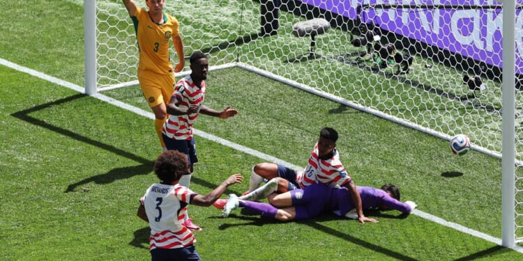 Despite Pulisic’s absence, U.S. tops Australia to advance to World Cup knockout round