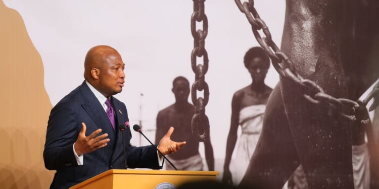 Ghana conference urges slave-trade nations to issue apologies and reparations
