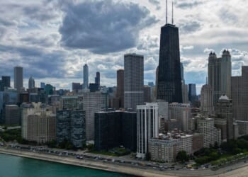 7 killed and dozens injured following series of weekend shootings in Chicago