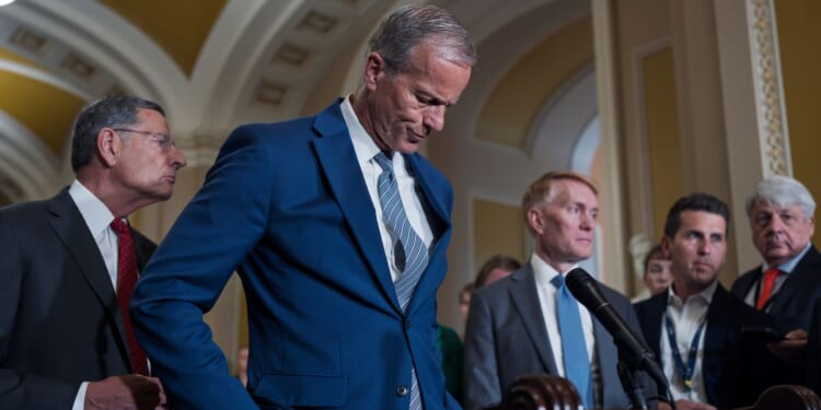 Senate approves House-passed war powers resolution to end hostilities with Iran