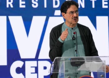 Rival candidate concedes Colombian presidential election to Trump-endorsed outsider