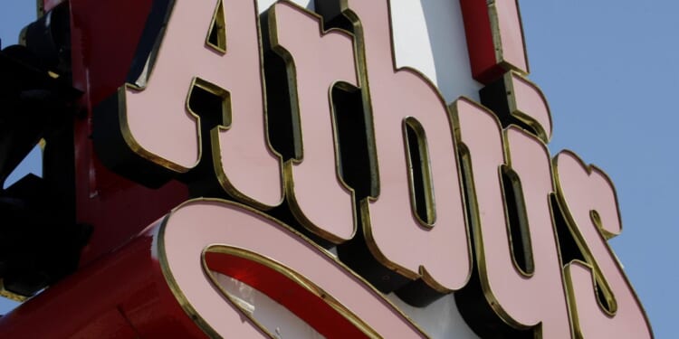 Ex-Arby’s manager charged with felony after lawsuit alleges customer contracted herpes from food