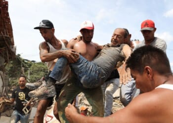 Venezuelans take search for the missing into their own hands as earthquake death toll climbs
