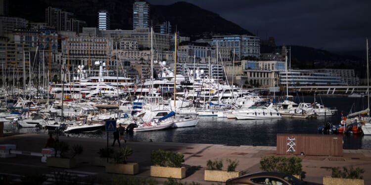 Monaco explosion injures 3 including Ukrainian tycoon, as suspect flees to France