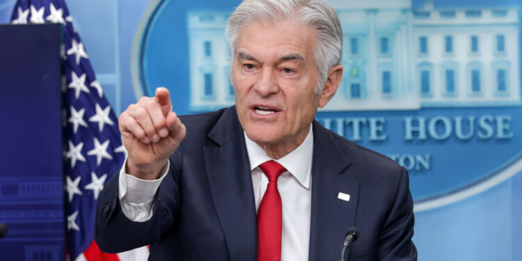 Mehmet Oz speaks at a White House press briefing.