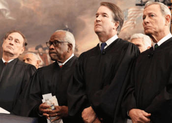 US-POLITICS-TRUMP-INAUGURATION (From L-R) US Associate Supreme Court Justices Samuel Alito, Jr., Clarence Thomas and Brett Kavanaugh and U.S. Supreme Court Chief Justice John Roberts look on during inauguration ceremonies in the Rotunda of the U.S. Capitol on January 20, 2025 in Washington, DC. Donald Trump takes office for his second term as the 47th president of the United States. (Photo by Chip Somodevilla / POOL / AFP via Getty Images)