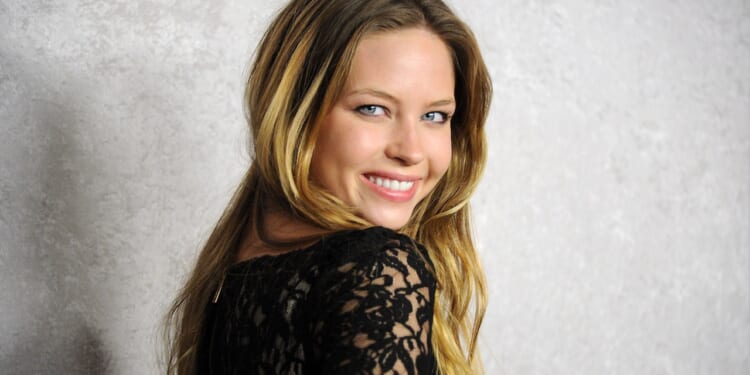 Actress Daveigh Chase arriving at HBO's 'Big Love' Season 5 premiere in Los Angeles.