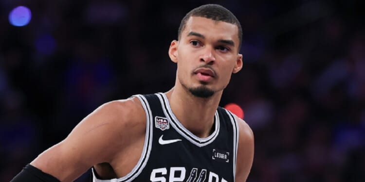 New York Fans Jeer, Throw Trash at Spurs' Wembanyama Outside Team Hotel After Historic NBA Finals Collapse