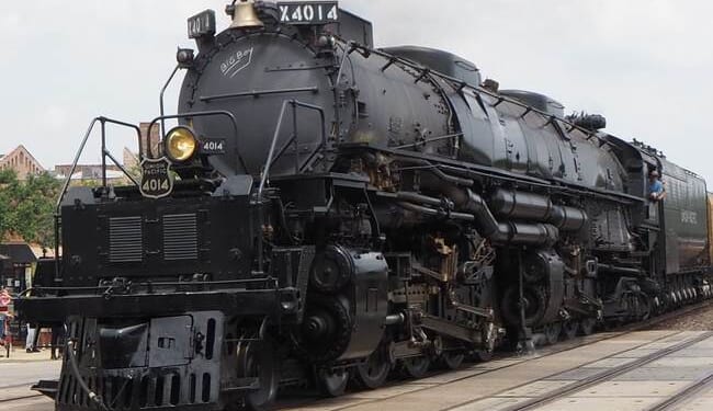 Why Is Union Pacific Big Boy No. 4014 Drawing Such Large Crowds? – PJ Media