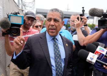 Anti-incumbent fervor sweeps out House members