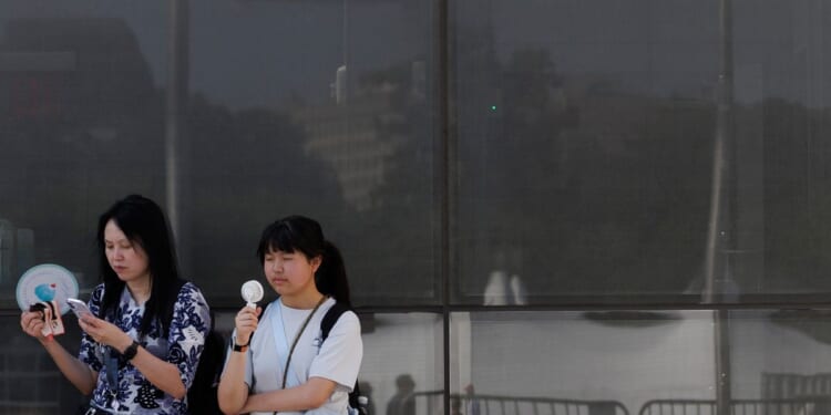 Dangerous heat wave is building, will bring oppressive temperatures to much of the United States