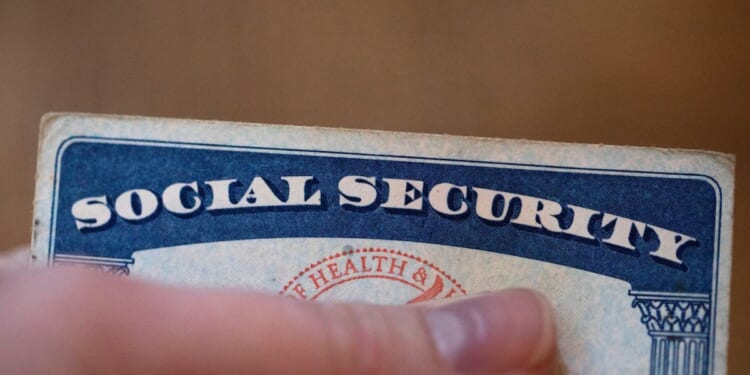 Bipartisan group of senators introduces legislation to avert looming Social Security shortfall