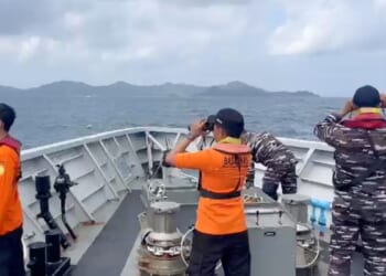 Search underway off Indonesia for 24 people missing after boat sinks, at least 1 dead