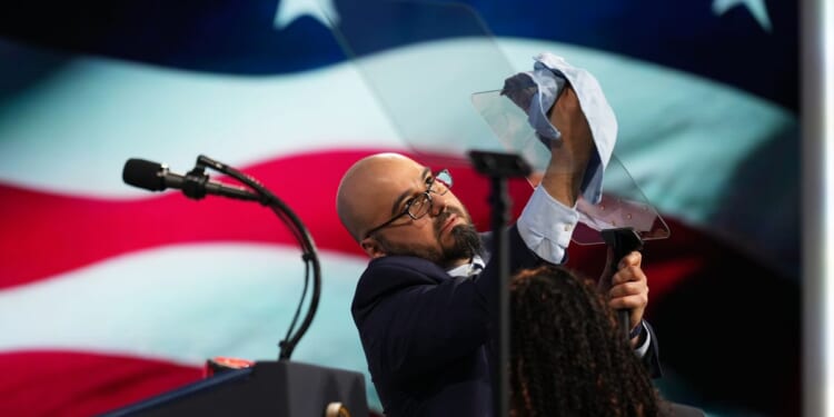 Trump teleprompter operator reportedly used inside knowledge to make prediction market bets