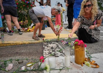Lawmakers demand answers after ‘bombshell’ report about ICE officer shooting in Maine